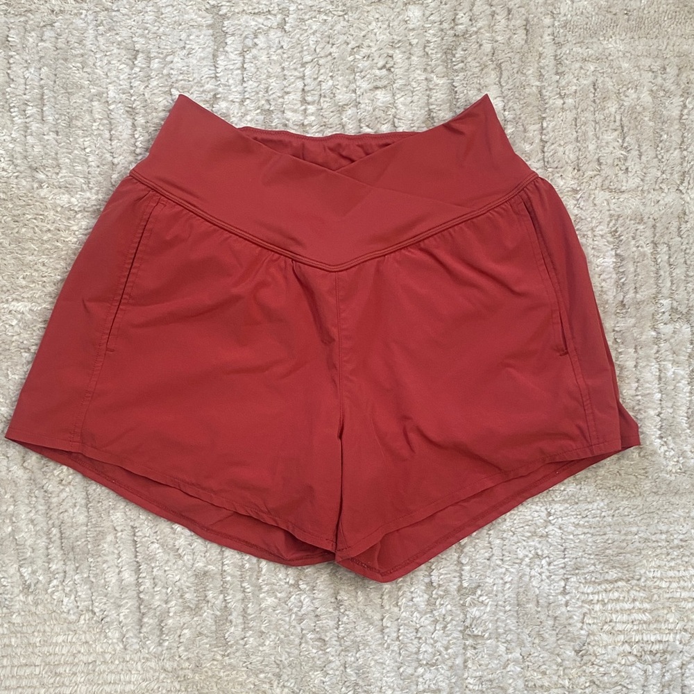 HALARA Women's High-Waisted Terracotta Shorts